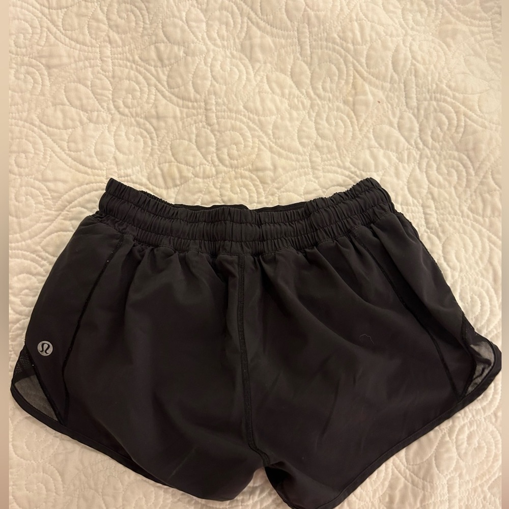 LULULEMON HOTTY HOT SHORTS